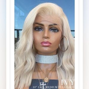 Blonde Bob real human hair!!! New never worn